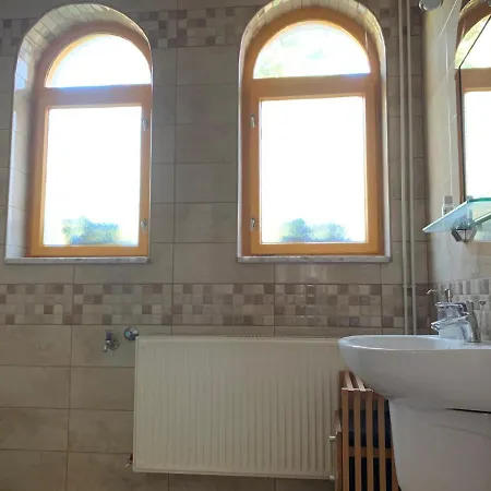 Bolla Nyaralohaz Дом отдыха