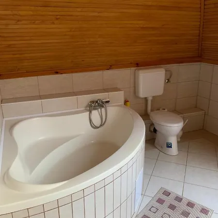 Дом отдыха Bolla Nyaralohaz *