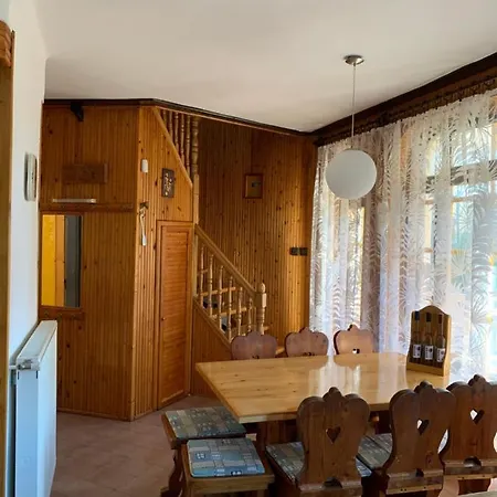 Bolla Nyaralohaz Дом отдыха