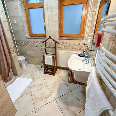 Bolla Nyaralohaz Tatil Evi *